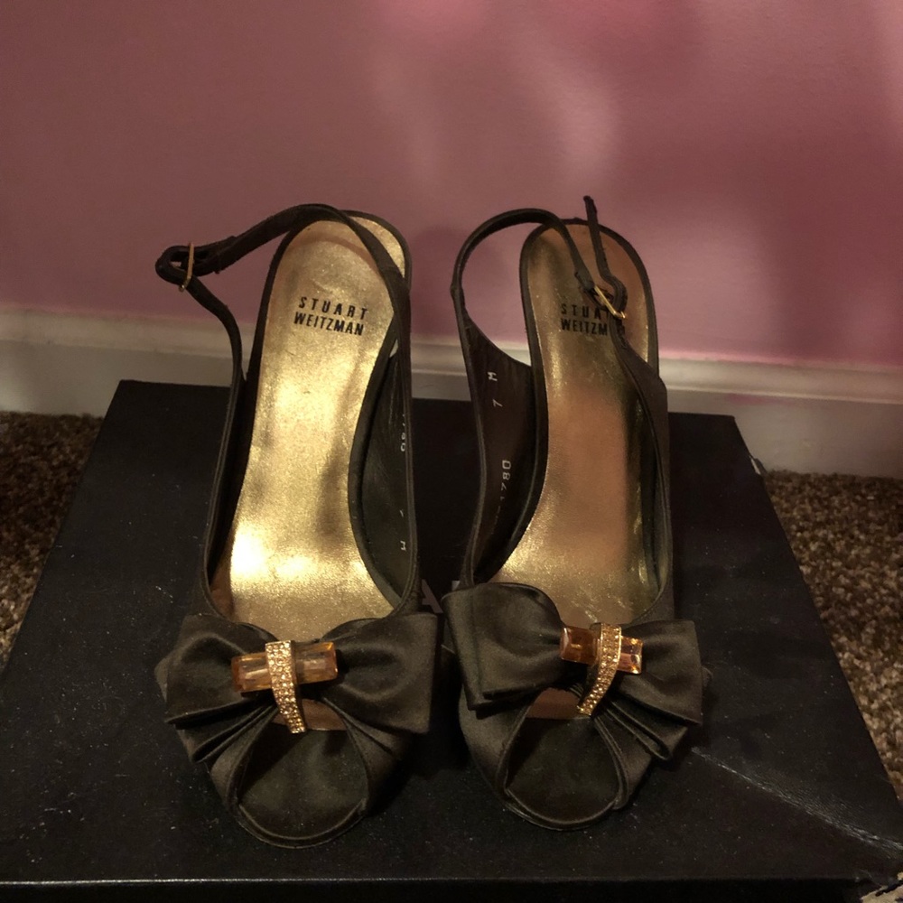 stuart weitzman brown bow jewel heels
